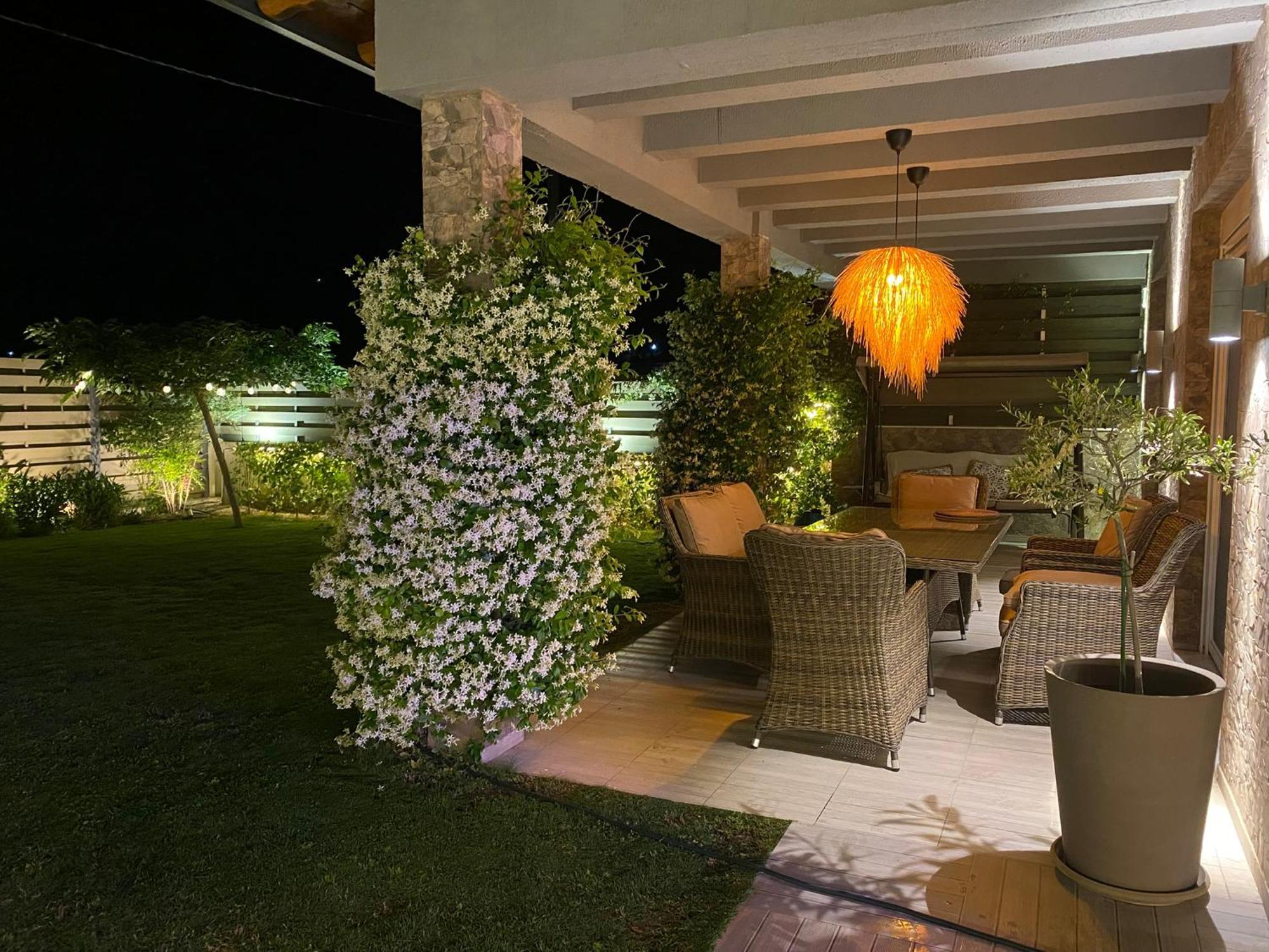 Villa Eli - Luxury Nature Getaway - Strategically Located For Beach Exploration - Onsite Power For Electric Vehicle Fourka Exterior foto